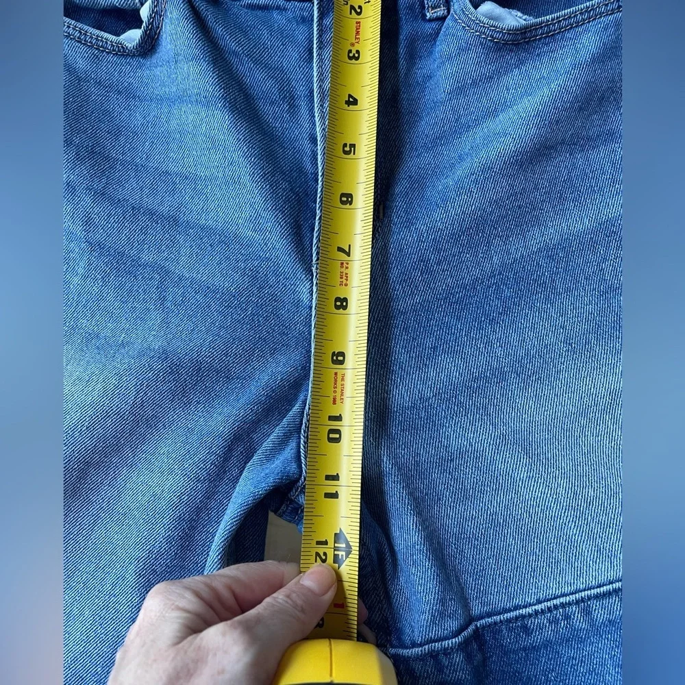 Hollister high rise Jeans. Patchwork. Size 26 with 27 in inseam - Picture 8 of 16